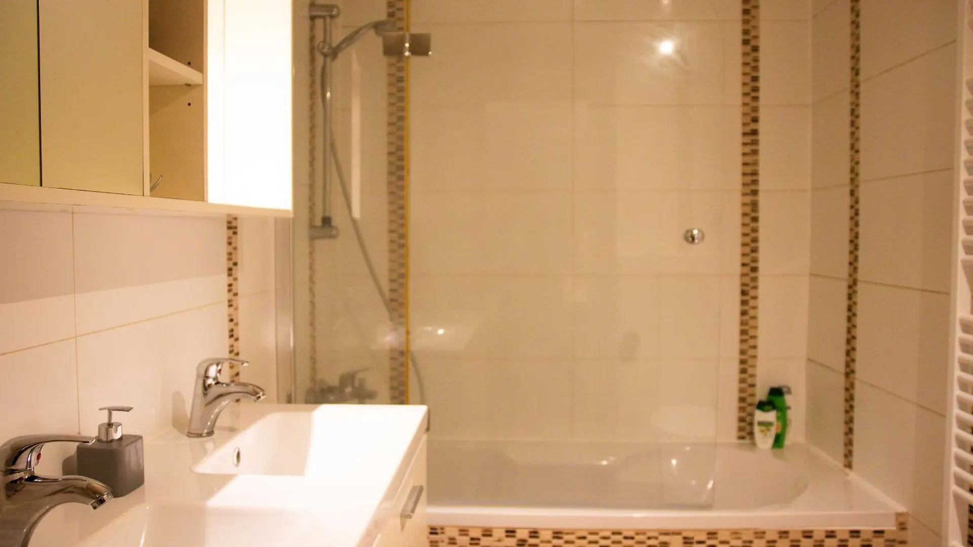 Archimede Guest House Brussels 0*,