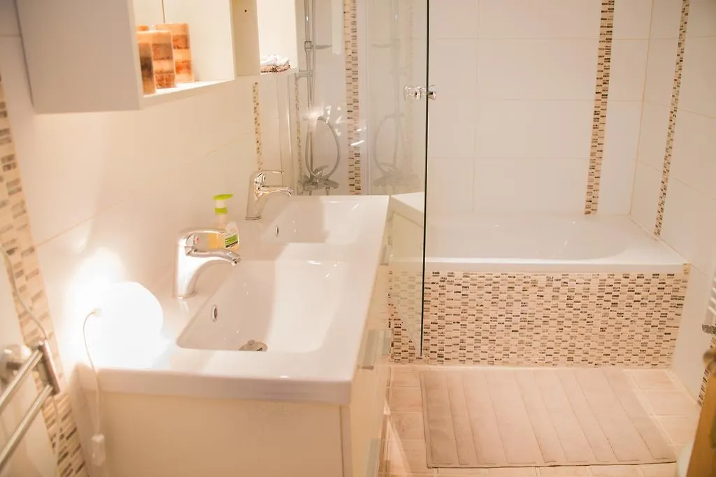 Archimede Guest House Brussels Apartment